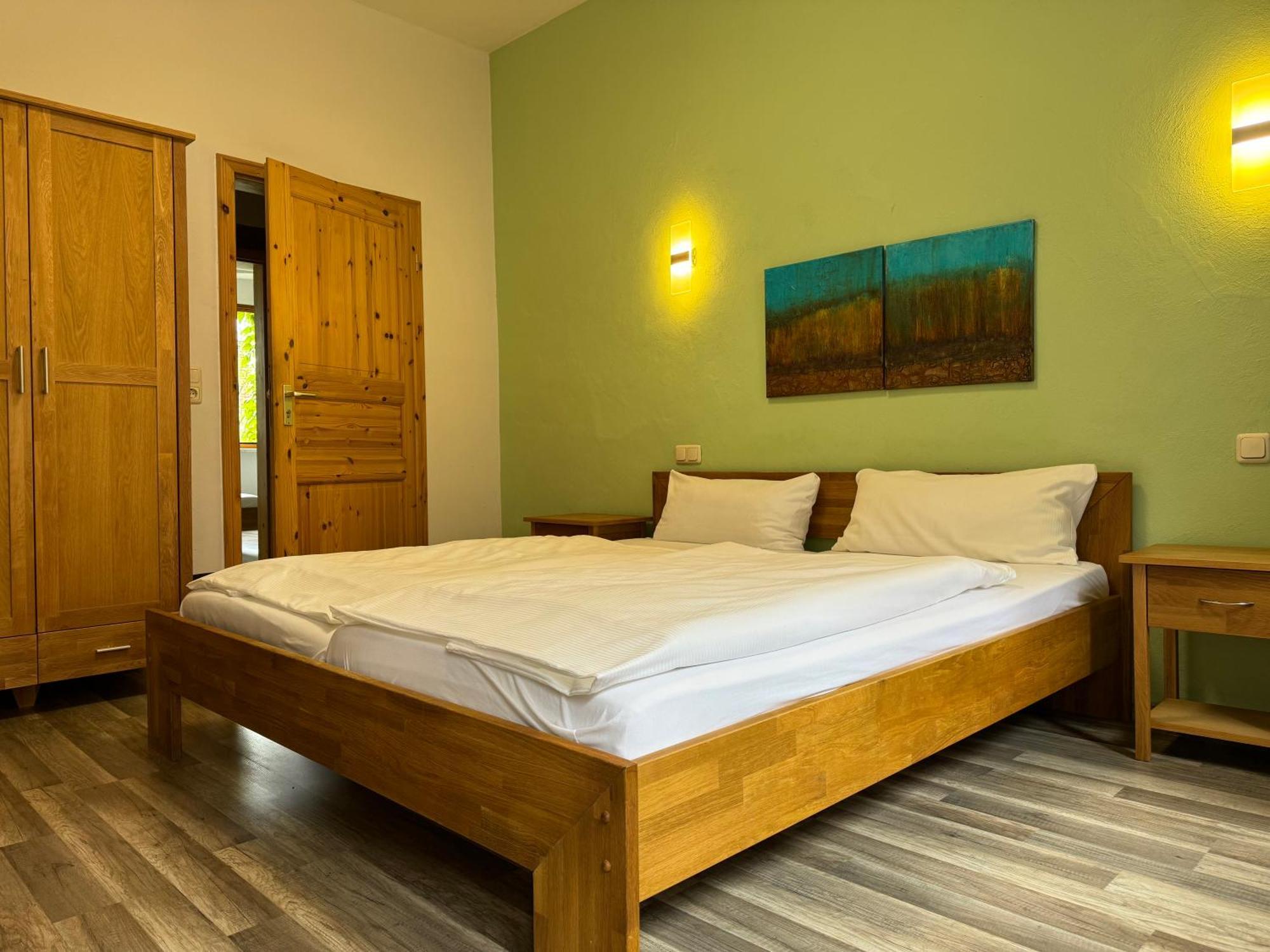 Gaststaette Brauhaus Zwickau Gmbh Hotel Ngoại thất bức ảnh